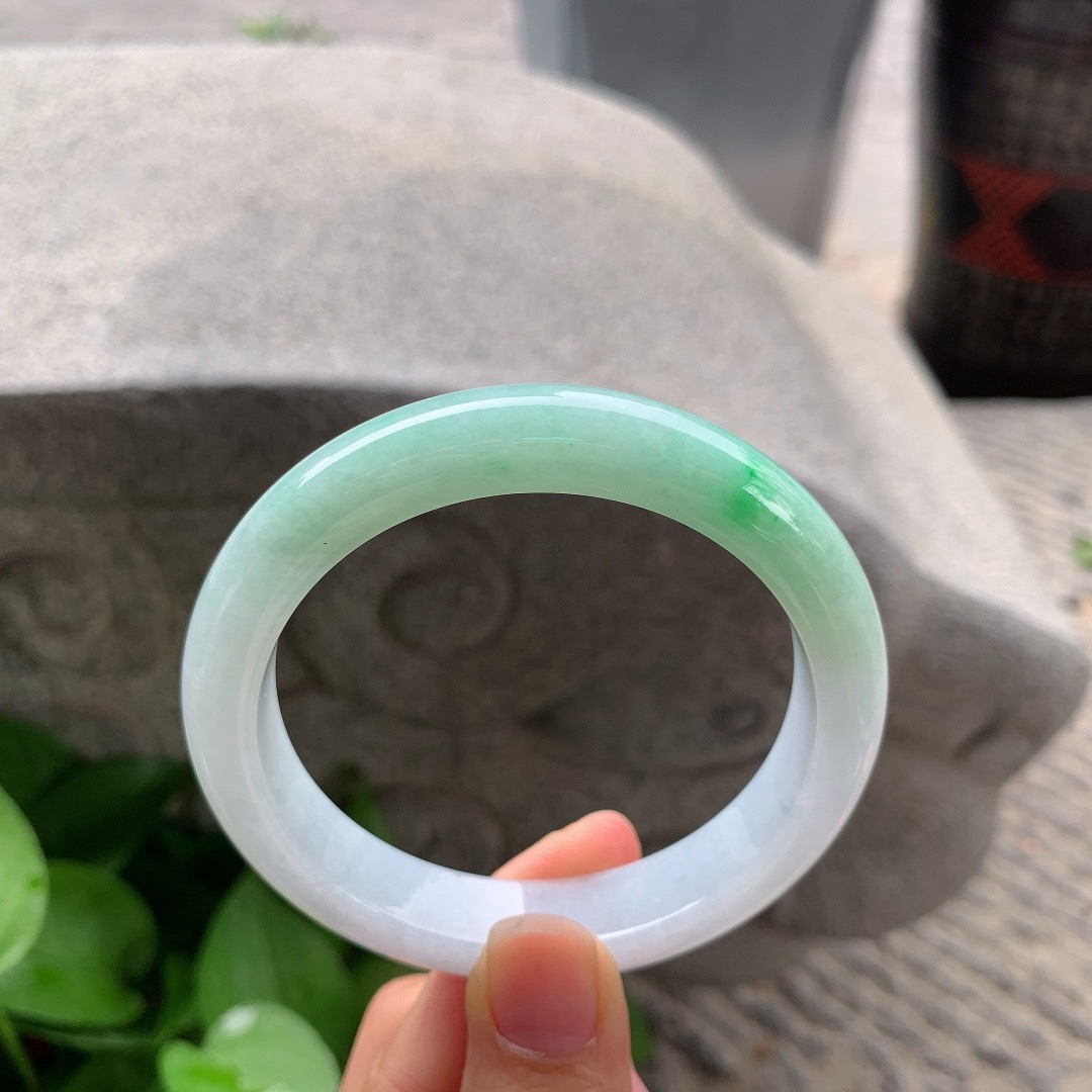 大圈口 58.7-11.8-8.8【飘绿正圈手镯】正圈58 59可戴