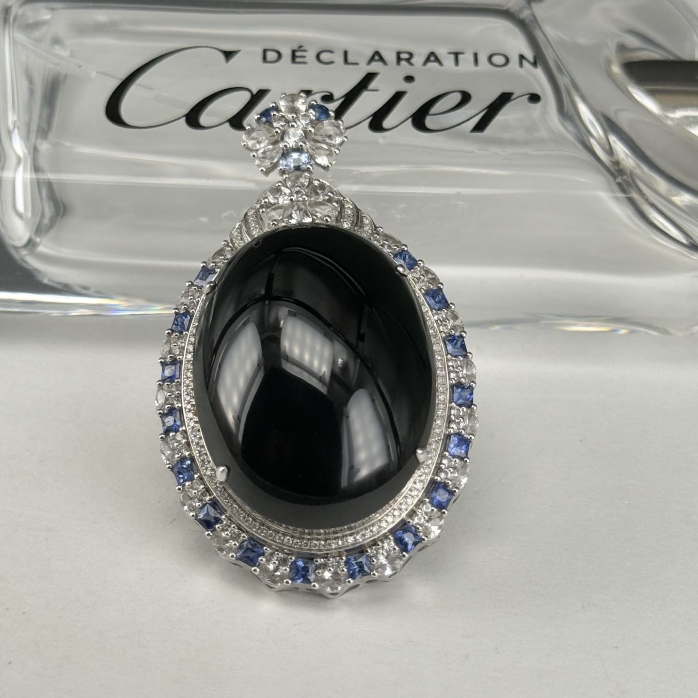 精品18k墨翠蛋面吊坠 种好色正 黑度极好 打灯通透 油性十足 尺寸49