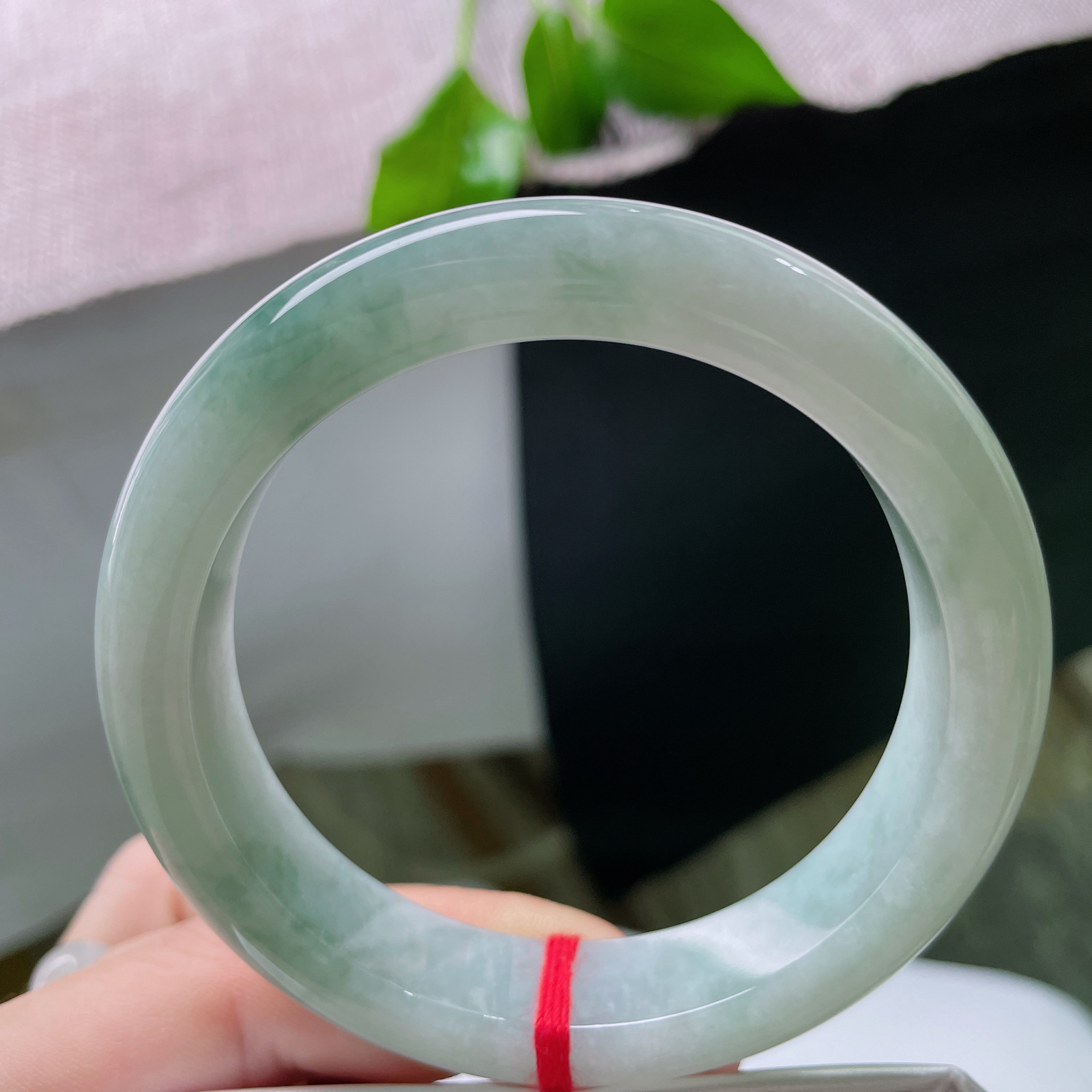 55.6/12.7/8.9飘花正圈，水润细腻，温润如玉谦谦君子..