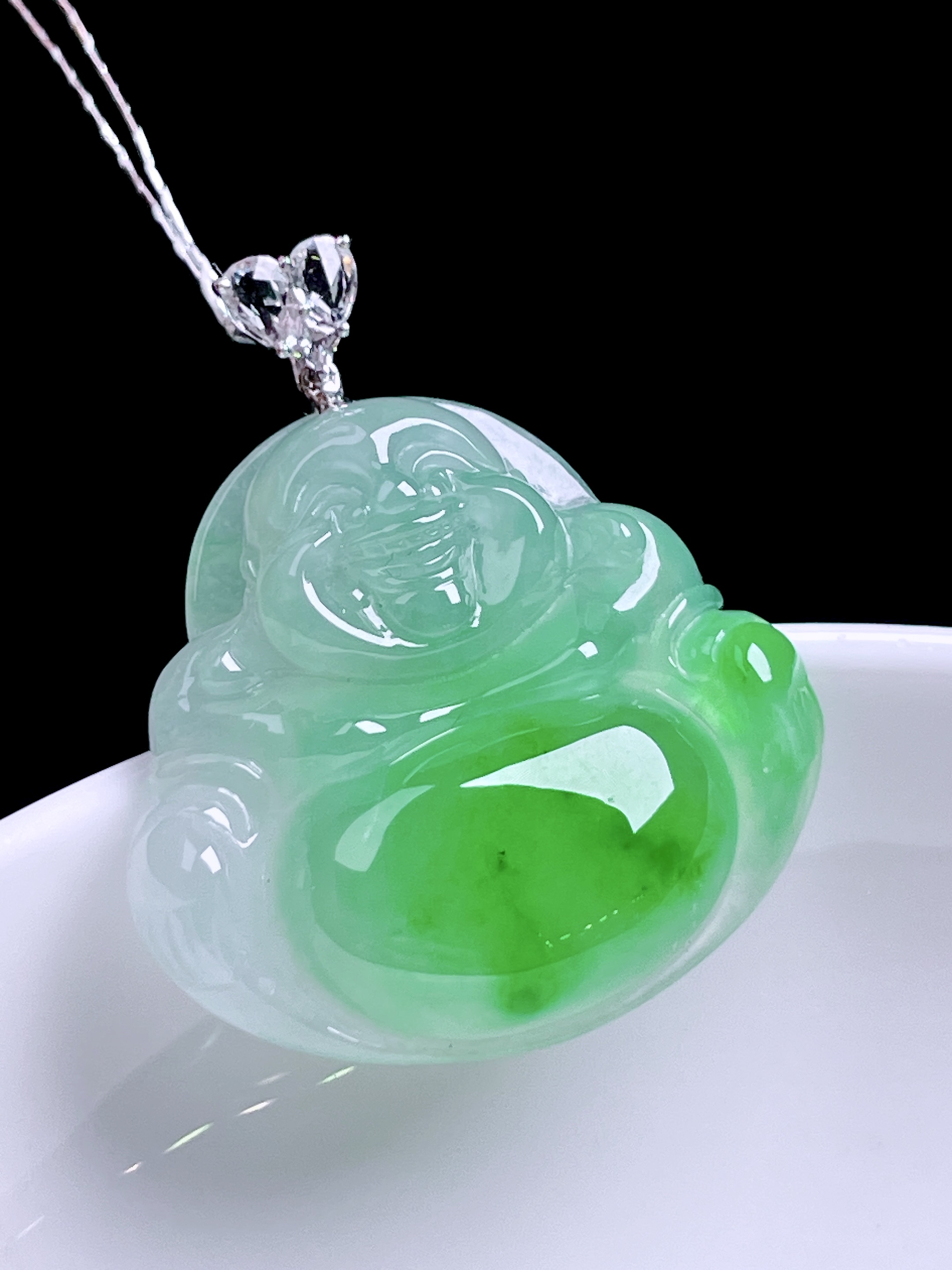 ️ 冰阳绿佛公 色泽浓郁，种老水润，18k金镶嵌 整体：31 裸石：26.6/25/6