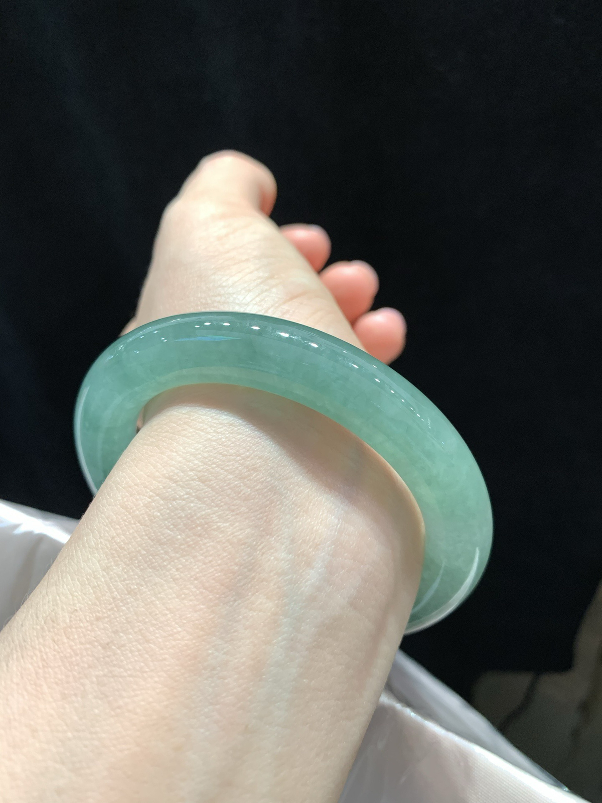 尺寸55.6/10.6/10.8，冰晴圆条手镯 
种好水足 清新甜美
TG-1265-1000