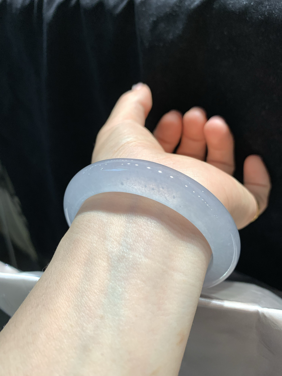 尺寸54.7/12.2/8.7，冰种手镯
种好水足 冰冰透透
TG-1309-4800