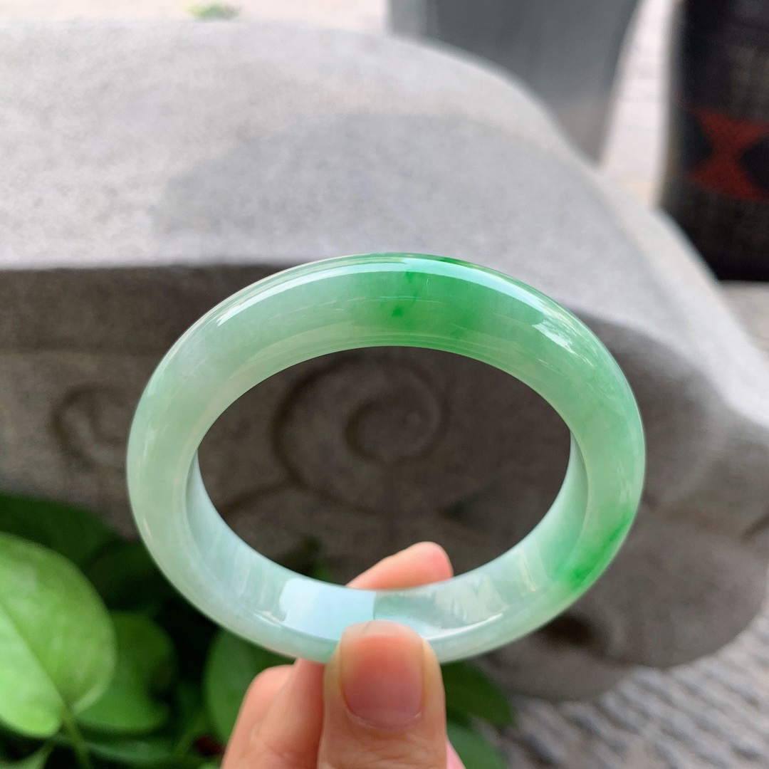 圈口55.3-12.7-9 【芙蓉阳绿正圈手镯】正圈55 56可戴