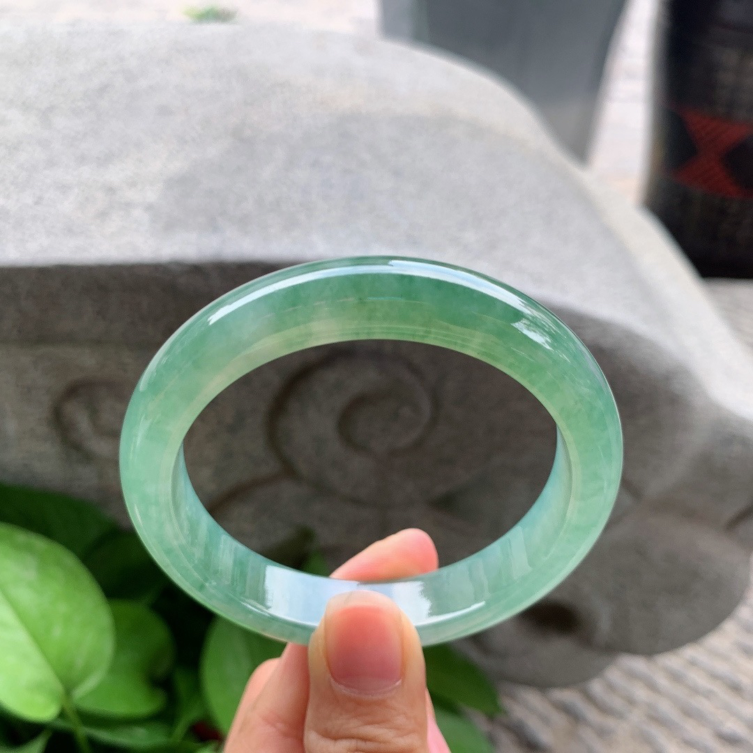 大圈口 58.4-12.3-8.4【冰芙蓉绿正圈手镯】正圈58 59可戴