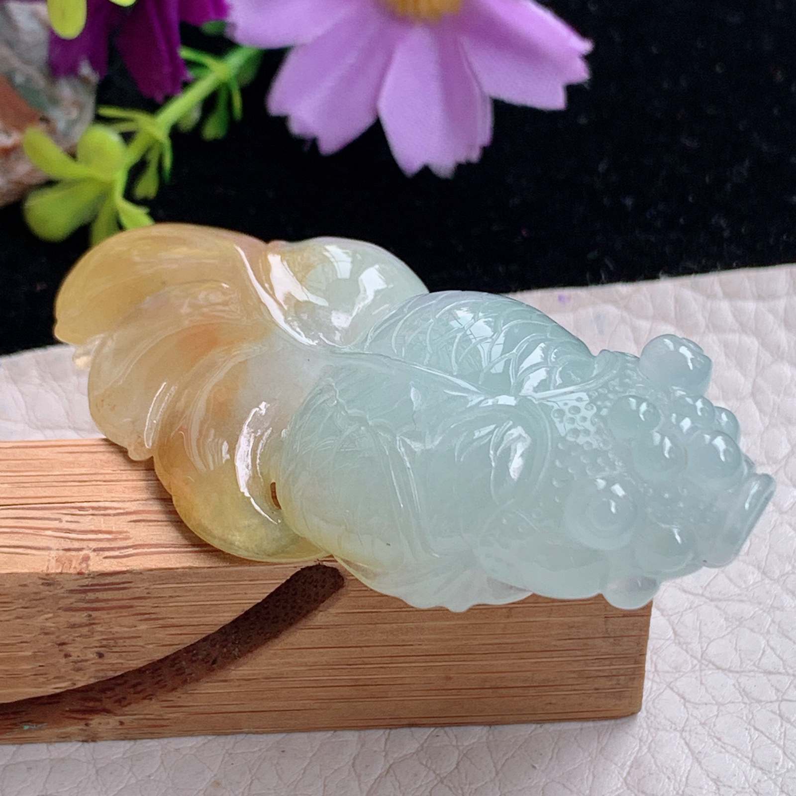 zz3实拍61*29.5*13.8天然缅甸翡翠冰透黄翡双彩金鱼吊坠年年有鱼