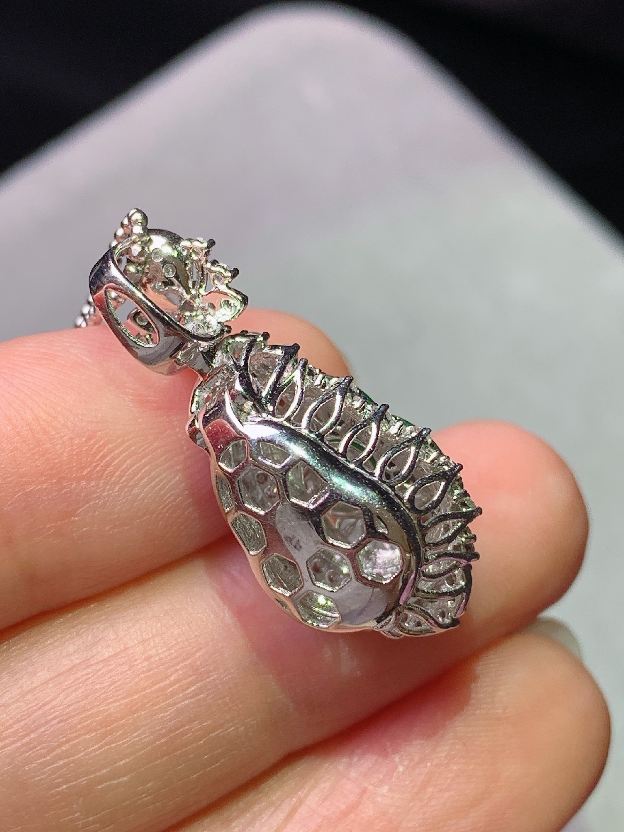 18k金钻镶嵌满绿葫芦吊坠 玉质细腻 色泽艳丽清新 水润亮眼 整体尺寸26.8*13*11.5f1