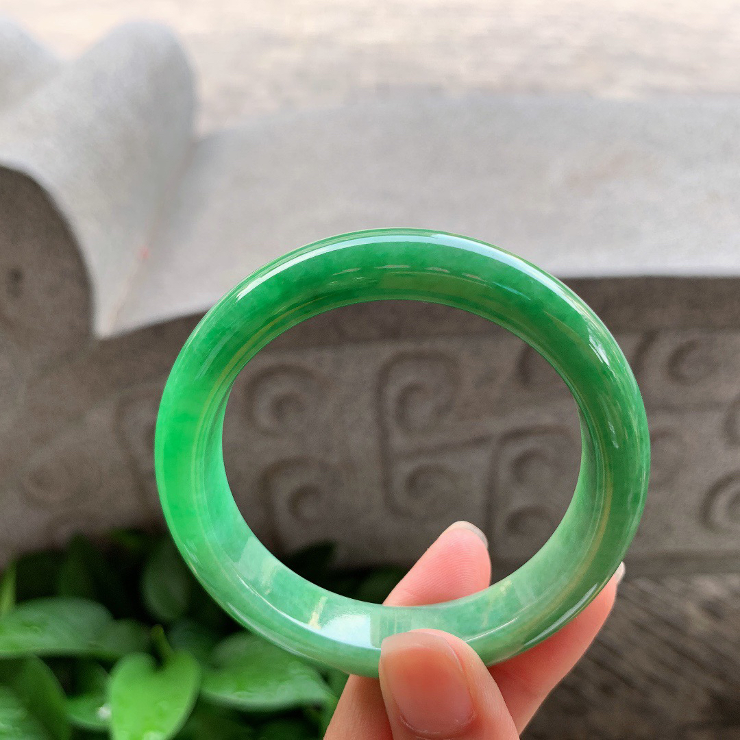 小圈口52.5-11.8-8.1 【满辣绿正圈手镯】正圈52 53可戴