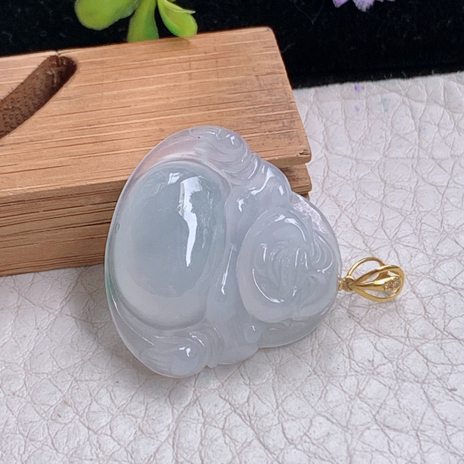 zz3实拍24*25.8*6.2天然缅甸翡翠白冰佛公吊坠金扣精雕弥勒佛