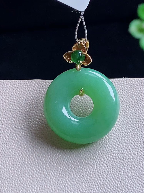 18k甜甜圈，无裂，尺寸22.3/16.5/5.4/编号g4cl