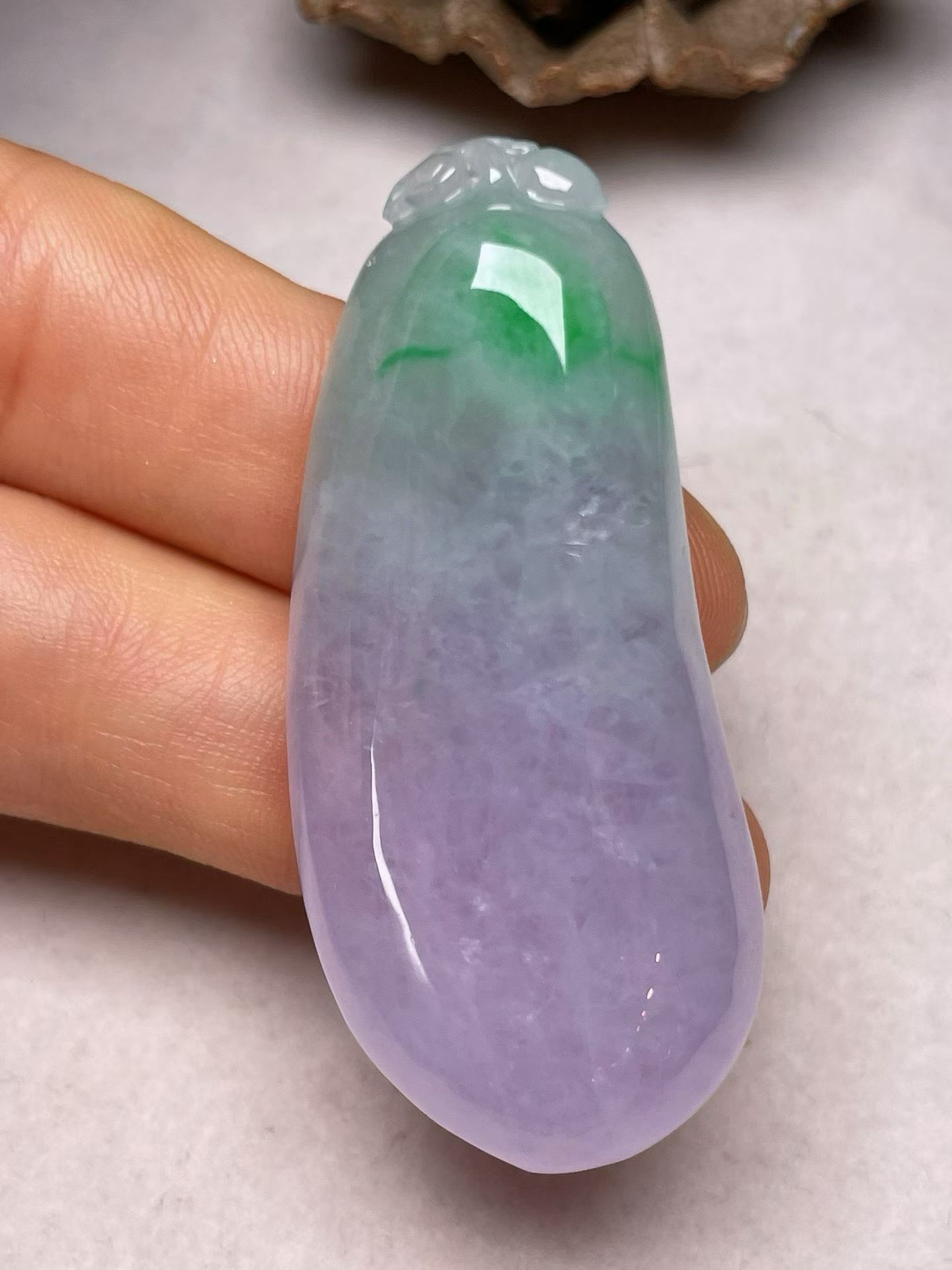 冰糯种紫罗兰【福瓜】吊坠，种水好，玉质细腻 ，卖相好