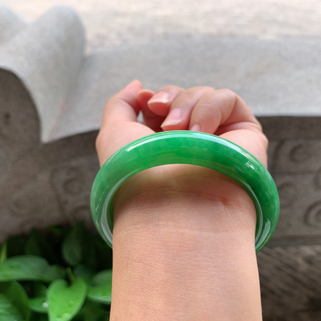 小圈口52.5-11.8-8.1 【满辣绿正圈手镯】正圈52 53可戴