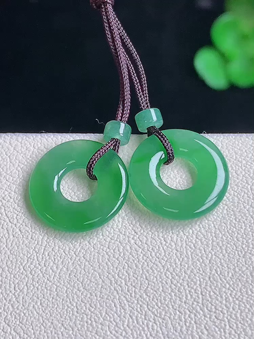  550，冰晴耳坠，无裂，尺寸12.1/1.7，№;y18zd   16