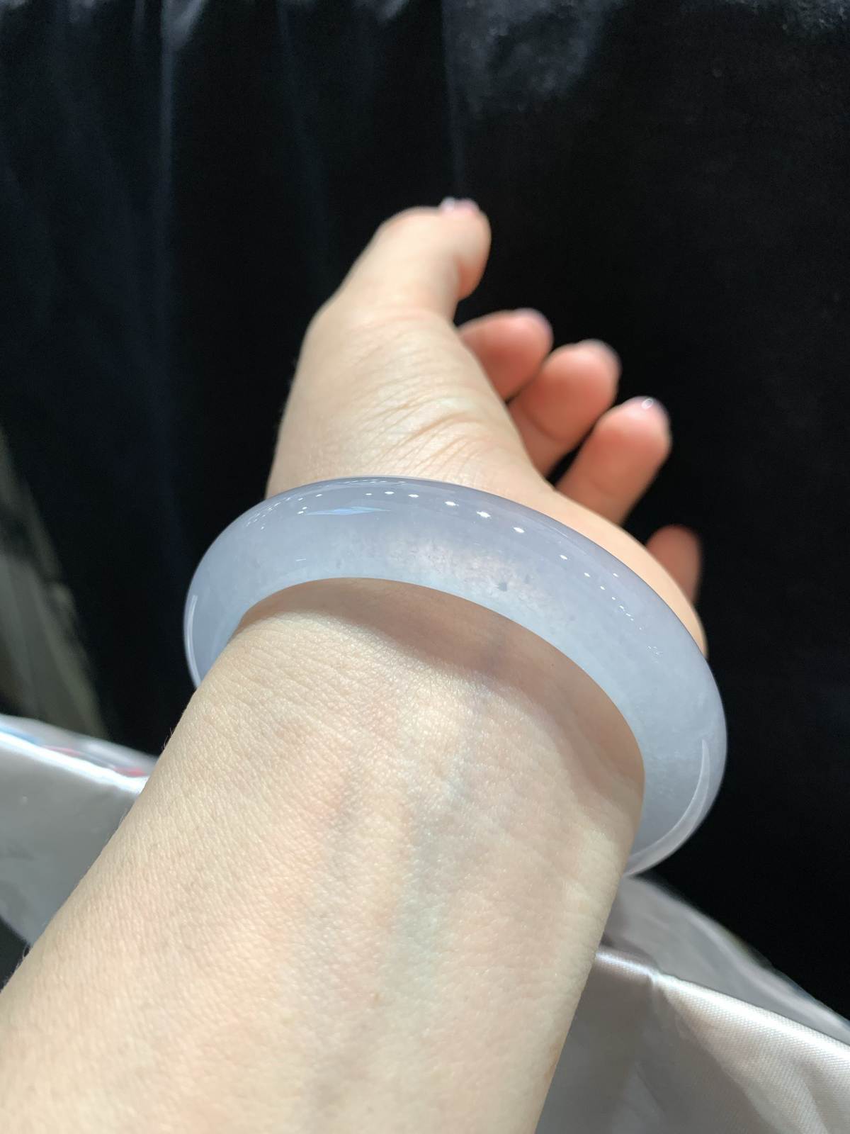 尺寸54.7/12.2/8.7，冰种手镯
种好水足 冰冰透透
TG-1309-4800