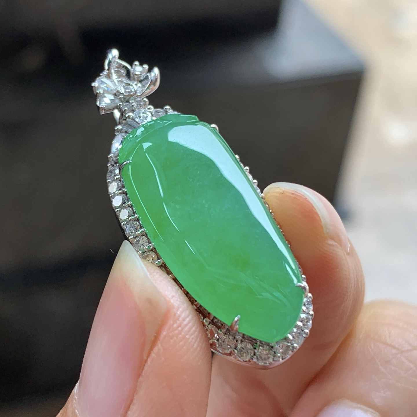 金钻镶嵌阳绿色福瓜^_^色阳 尺寸25