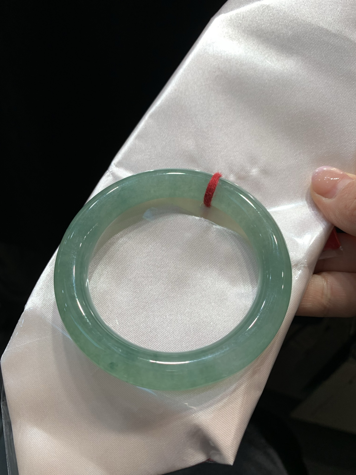 尺寸55.6/10.6/10.8，冰晴圆条手镯 
种好水足 清新甜美
TG-1265-1000