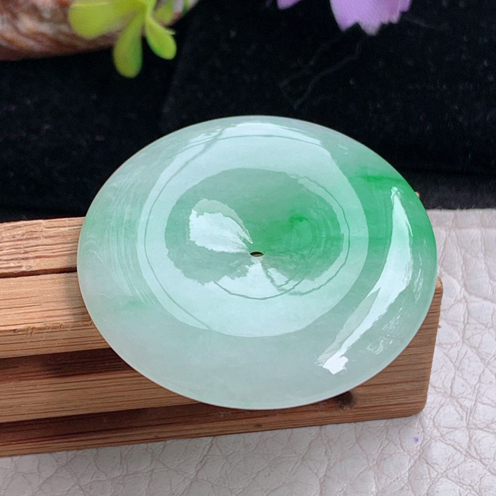 zz3实拍33.3*5.5天然缅甸翡翠飘绿花平安扣吊坠 复古时尚玉扣