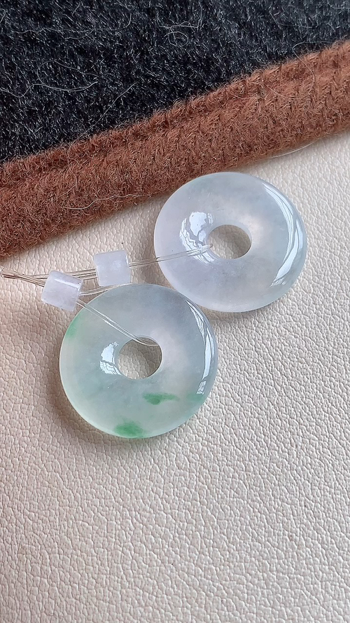 天然翡翠，飘花甜甜圈，尺寸16-3，ad418