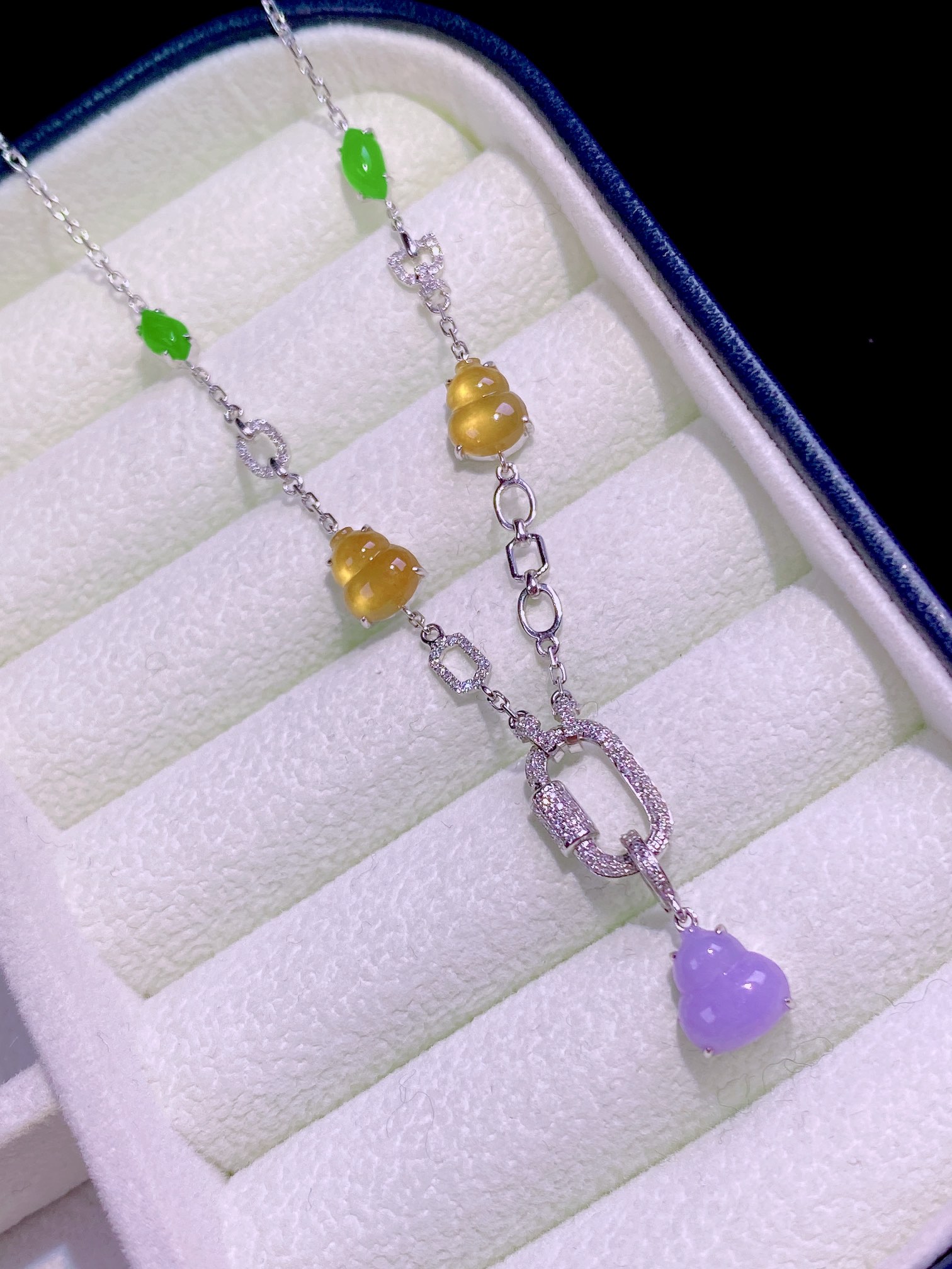 ️月移花影动 疑是玉人来天然翡翠冰种多彩锁骨链 高品质 奢华款佩戴高雅气质 满满的珠宝感 新品，8-7.5-2.5-78.5-11-4.3