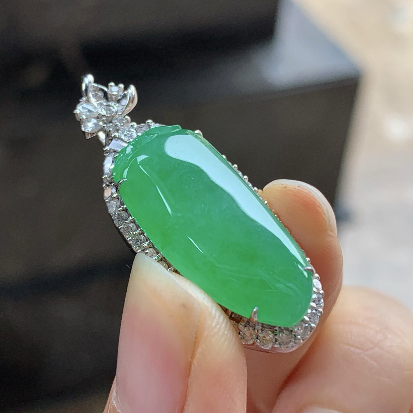 金钻镶嵌阳绿色福瓜^_^色阳 尺寸25