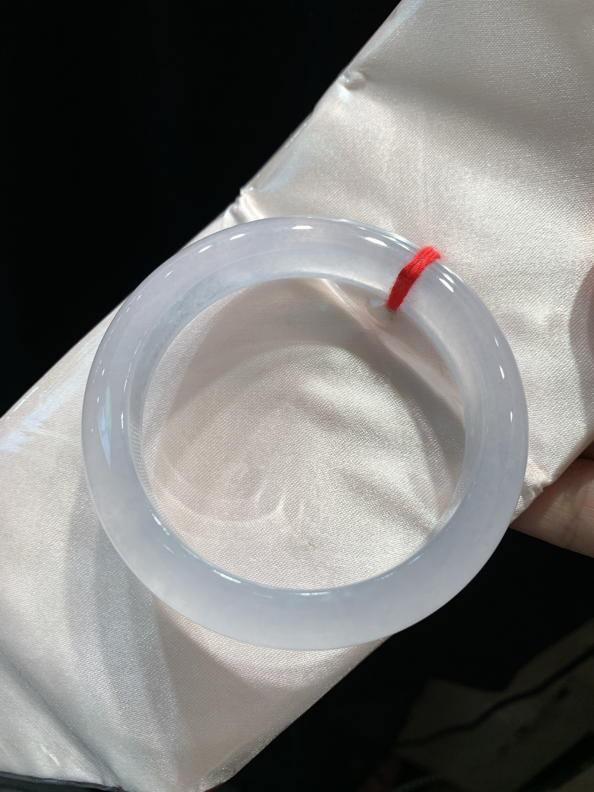 尺寸54.7/12.2/8.7，冰种手镯
种好水足 冰冰透透