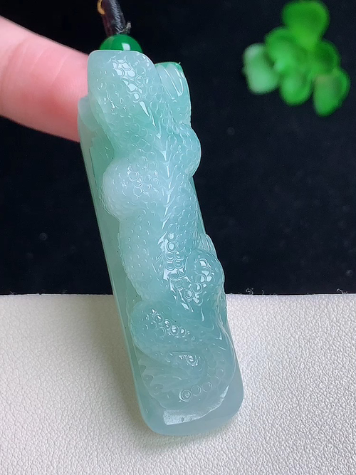 飘花今非昔比，无裂，尺寸48.3/14.2/19.2，№:y18048