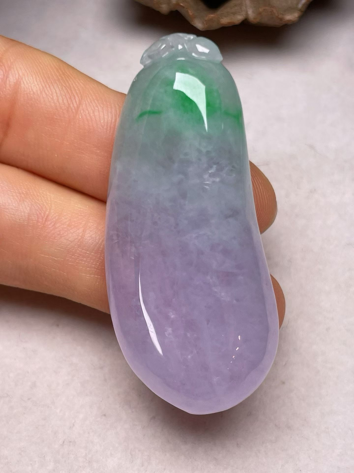 冰糯种紫罗兰【福瓜】吊坠，种水好，玉质细腻 ，卖相好