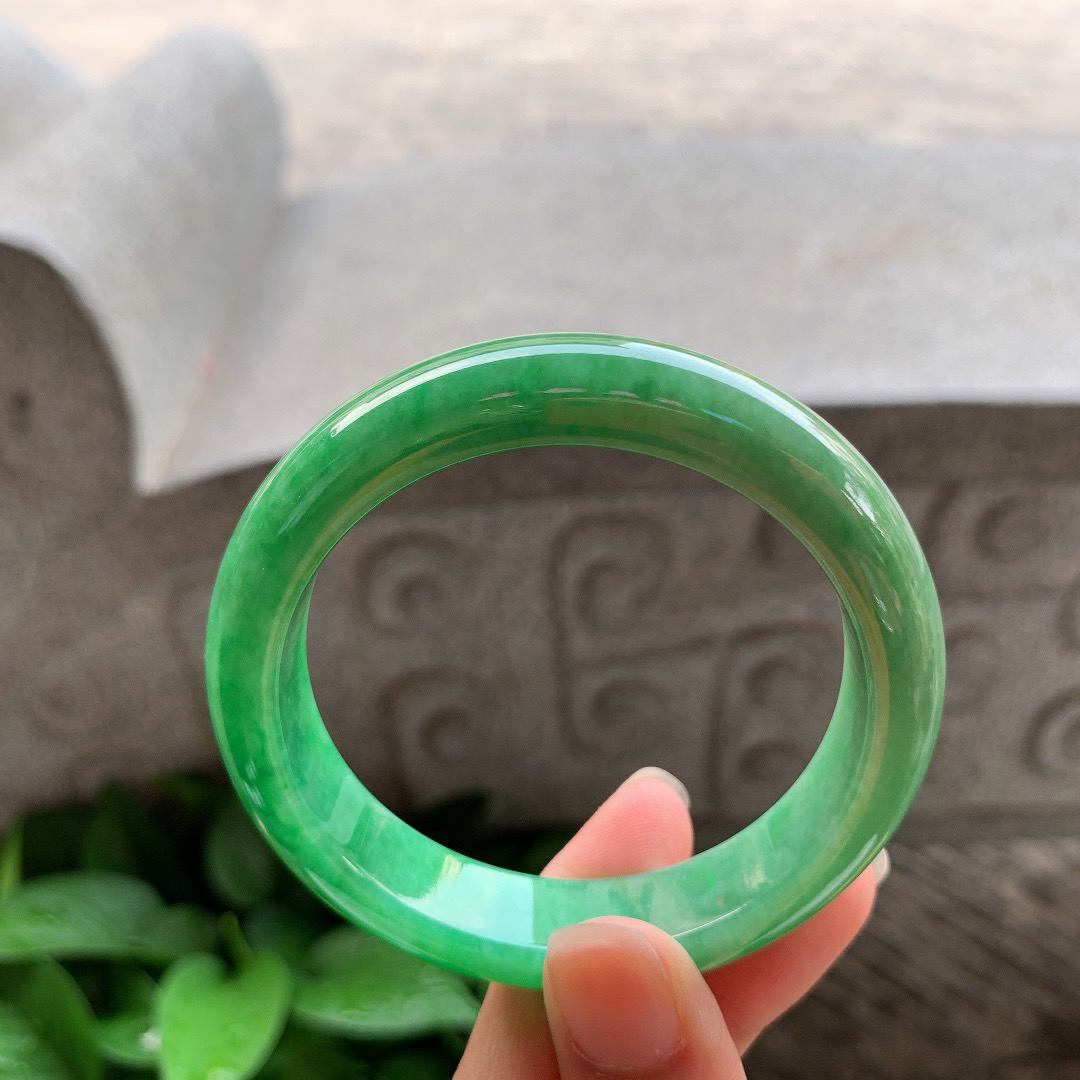 小圈口52.5-11.8-8.1 【满辣绿正圈手镯】正圈52 53可戴