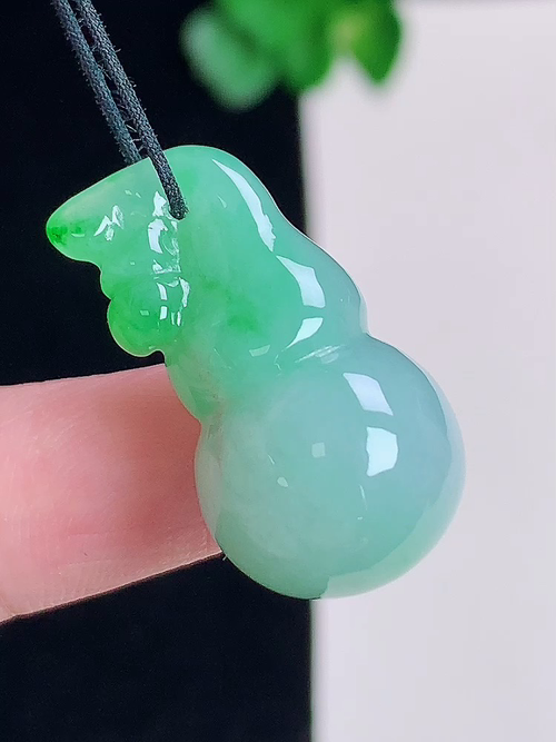 飘绿葫芦，无裂，尺寸24.1/13.3，№:y1982