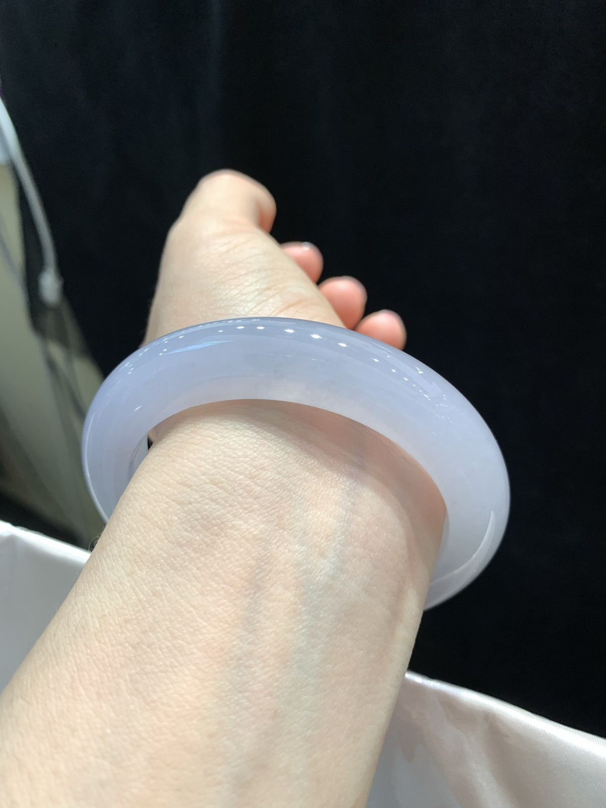 尺寸58.6/12.6/10.3，冰紫罗兰手镯
水润细腻 冰透