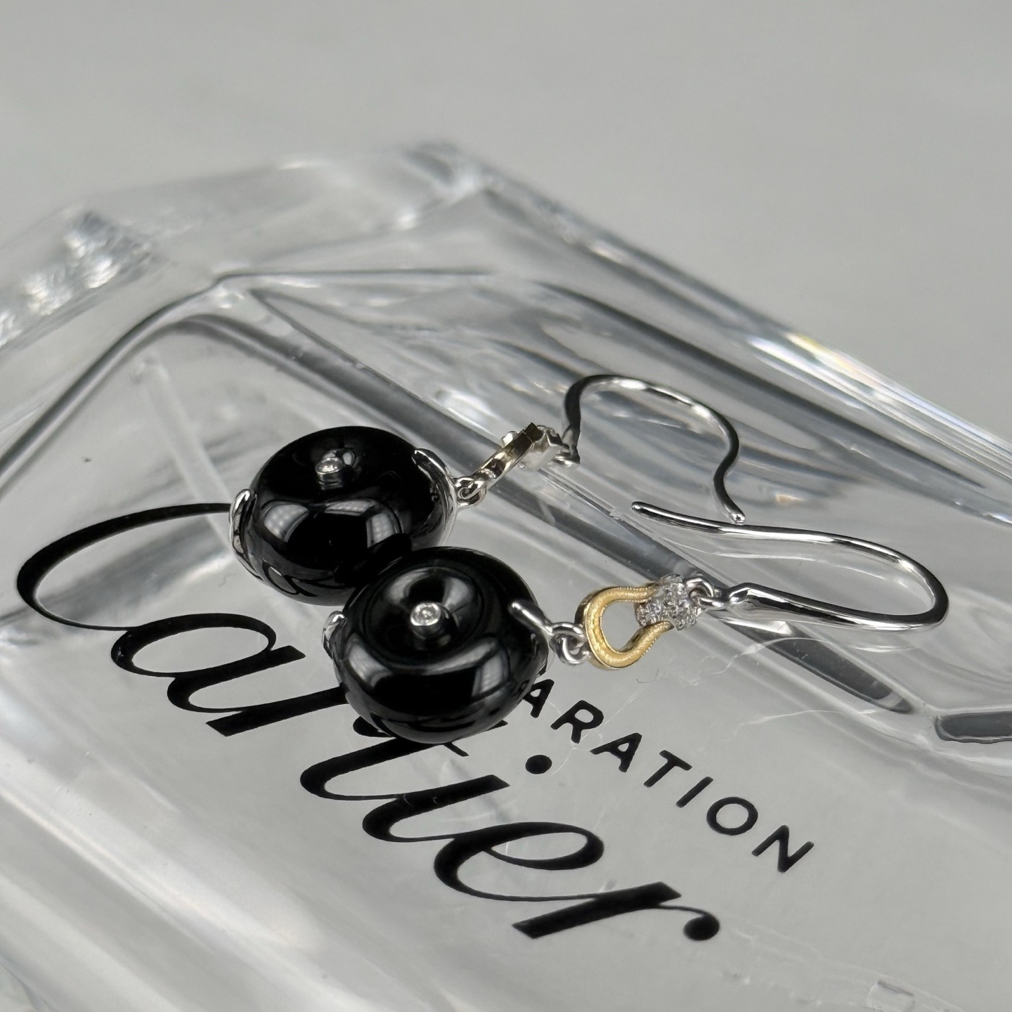 精品18k墨翠平安扣耳坠 种好色正 黑度极好 打灯通透 油性十足 尺寸10