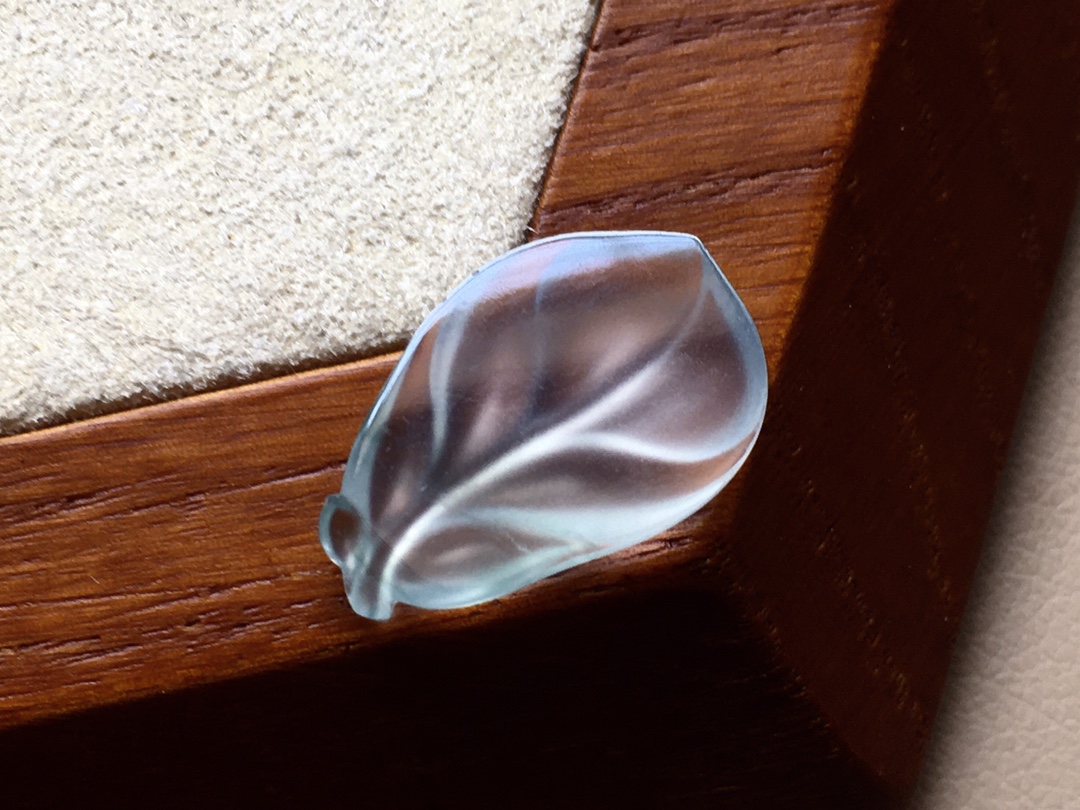 ️ 玻璃种叶子 种老，底子冰透起光，无裂 尺寸20.7*13.6*3.6 超值