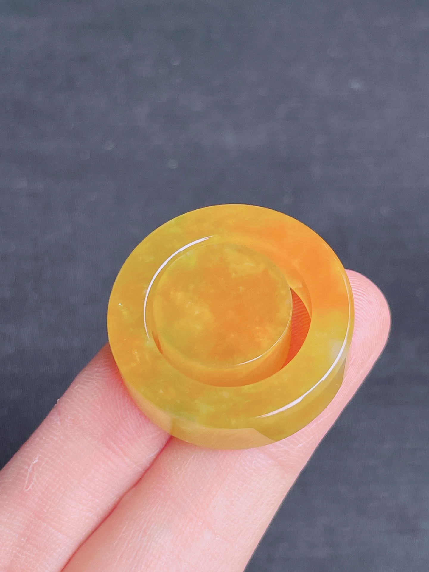 ️高冰黄翡平安扣套装，晶莹剔透，新颖时尚，无裂，8.5-5