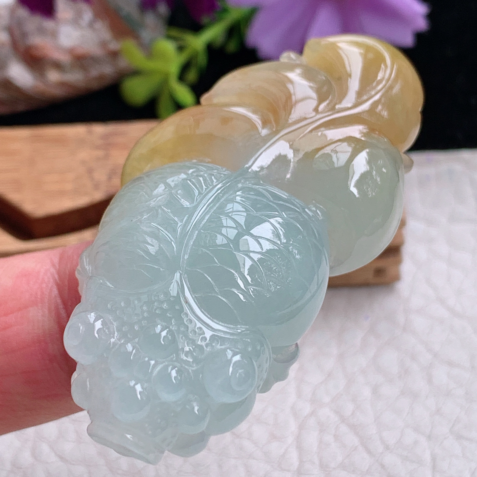 zz3实拍61*29.5*13.8天然缅甸翡翠冰透黄翡双彩金鱼吊坠年年有鱼