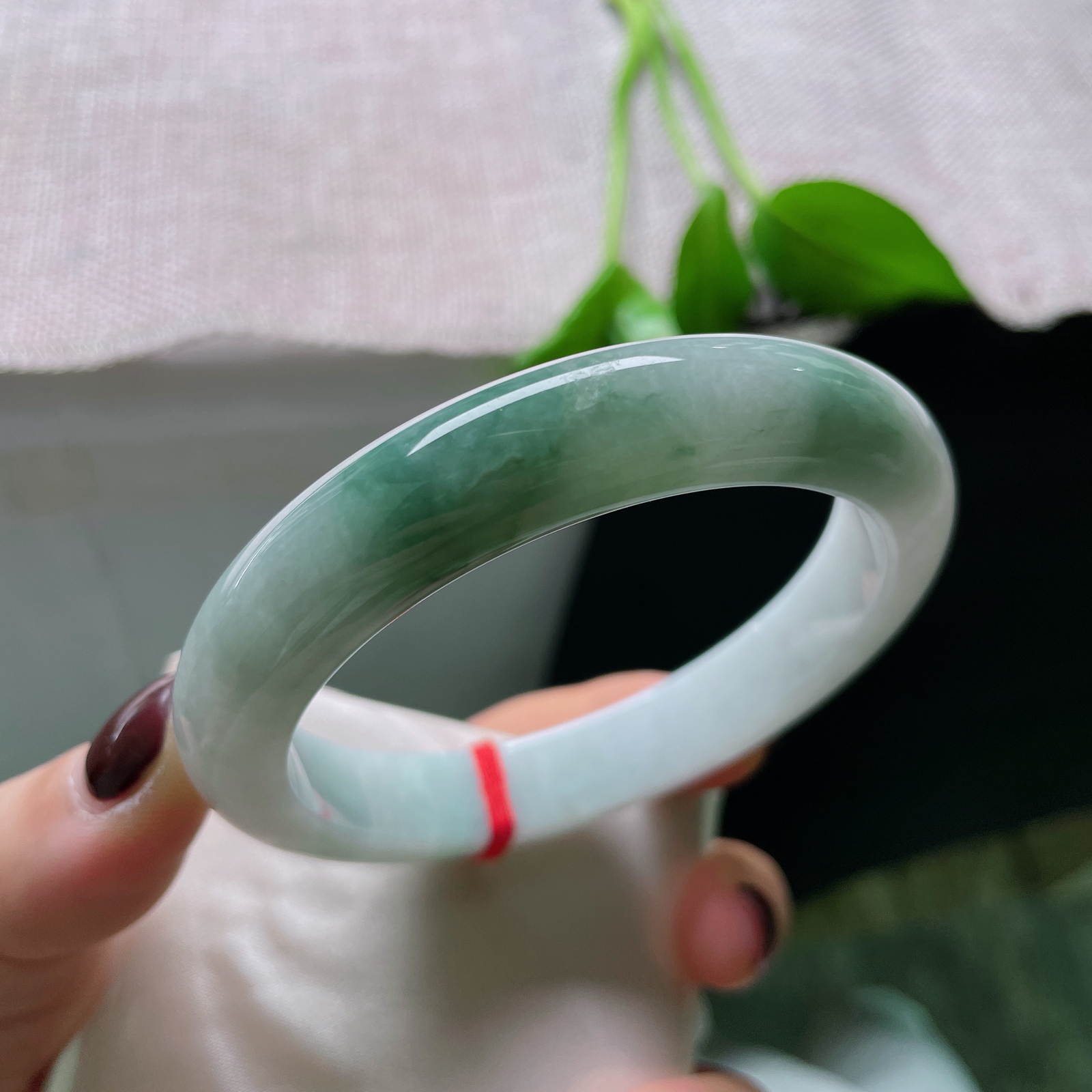 60.2/11.9/9.2油青正圈，水润细腻，悠闲自在，婉间风华..