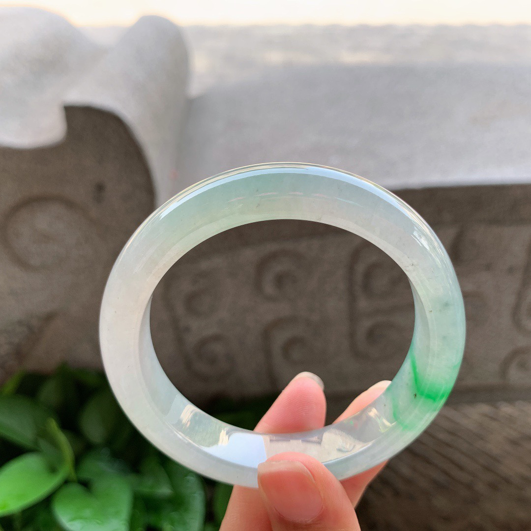 圈口 55.7-13.2-8.8【冰种飘绿正圈手镯】正圈55 56可戴