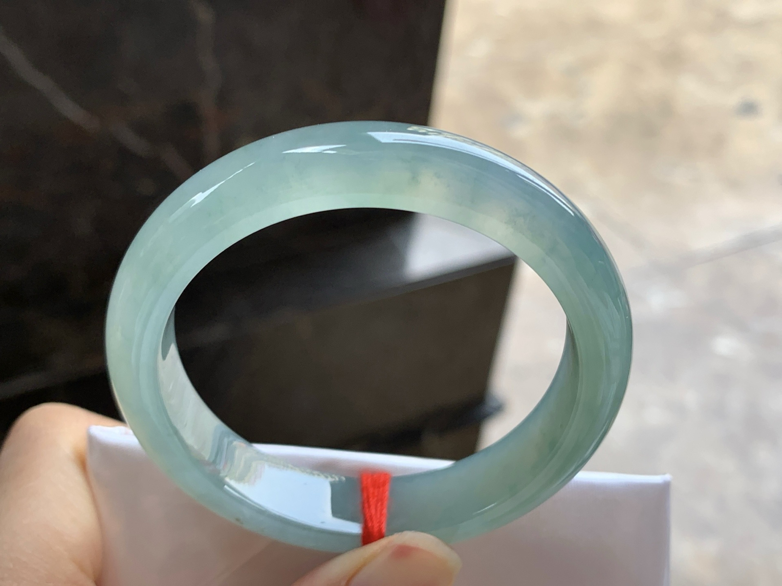 50.5-11.5-7.3

冰蓝底手镯^_^