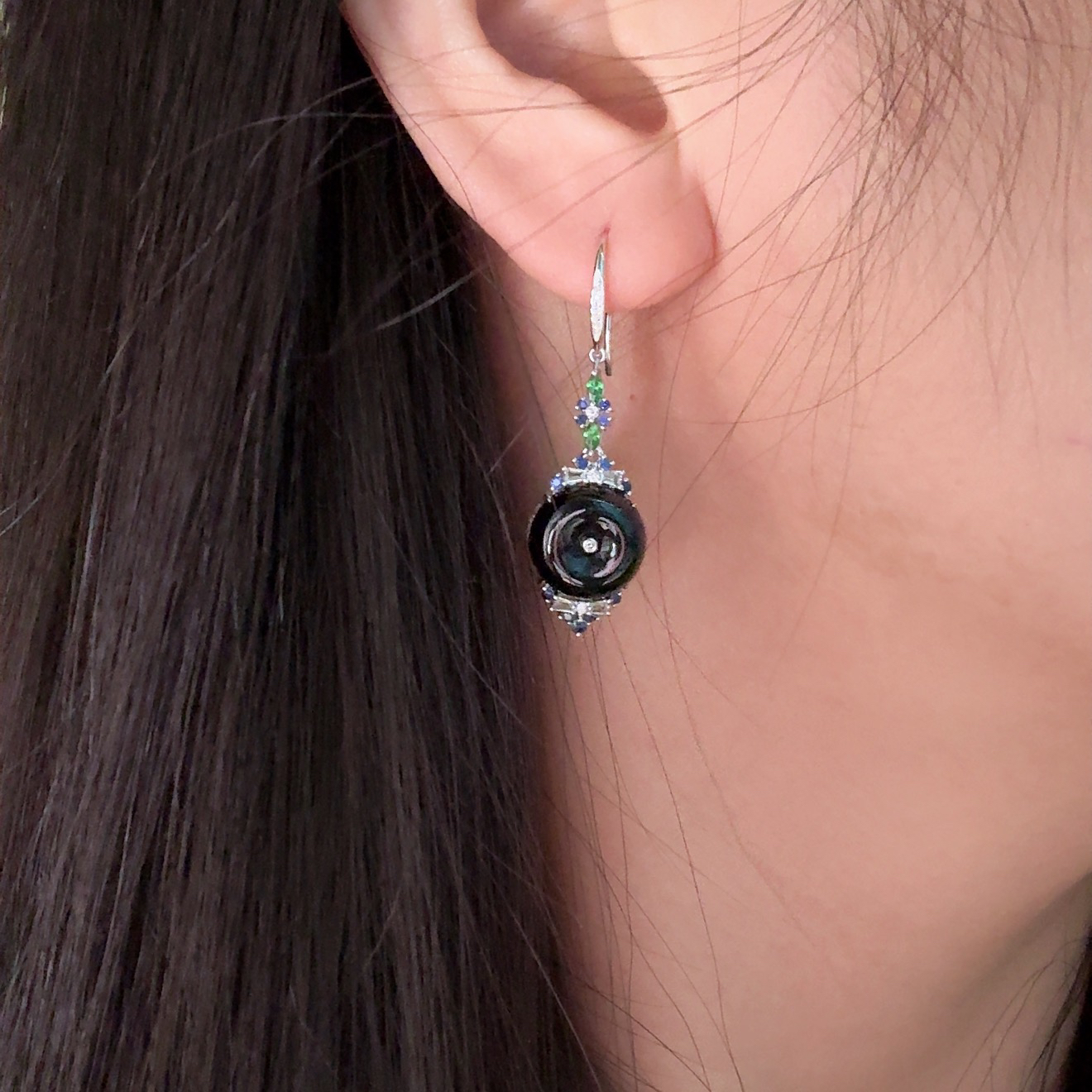 精品18k墨翠平安扣耳坠 种好色正 黑度极好 打灯通透 油性十足 尺寸12