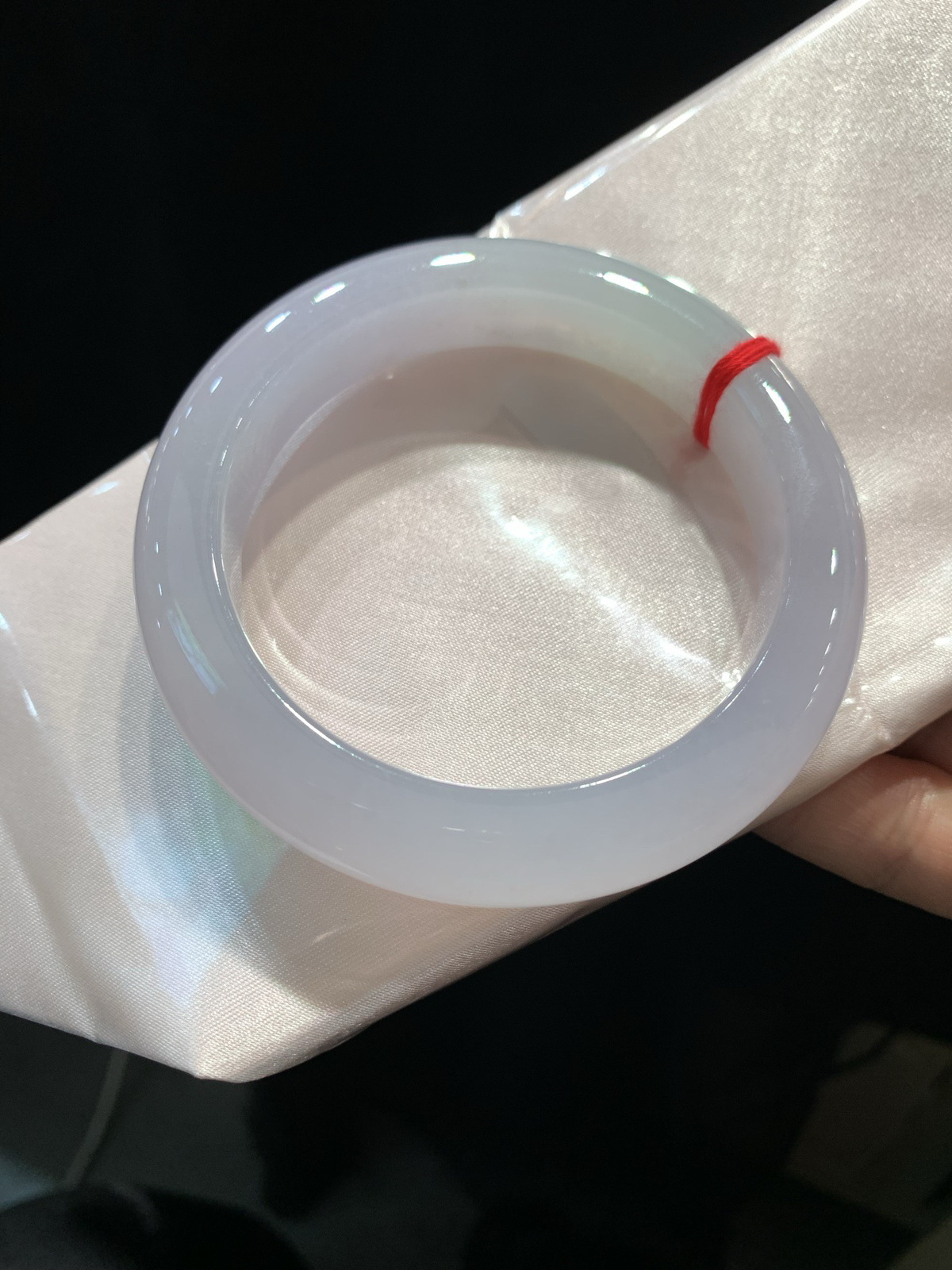 尺寸58.6/12.6/10.3，冰紫罗兰手镯
水润细腻 冰透