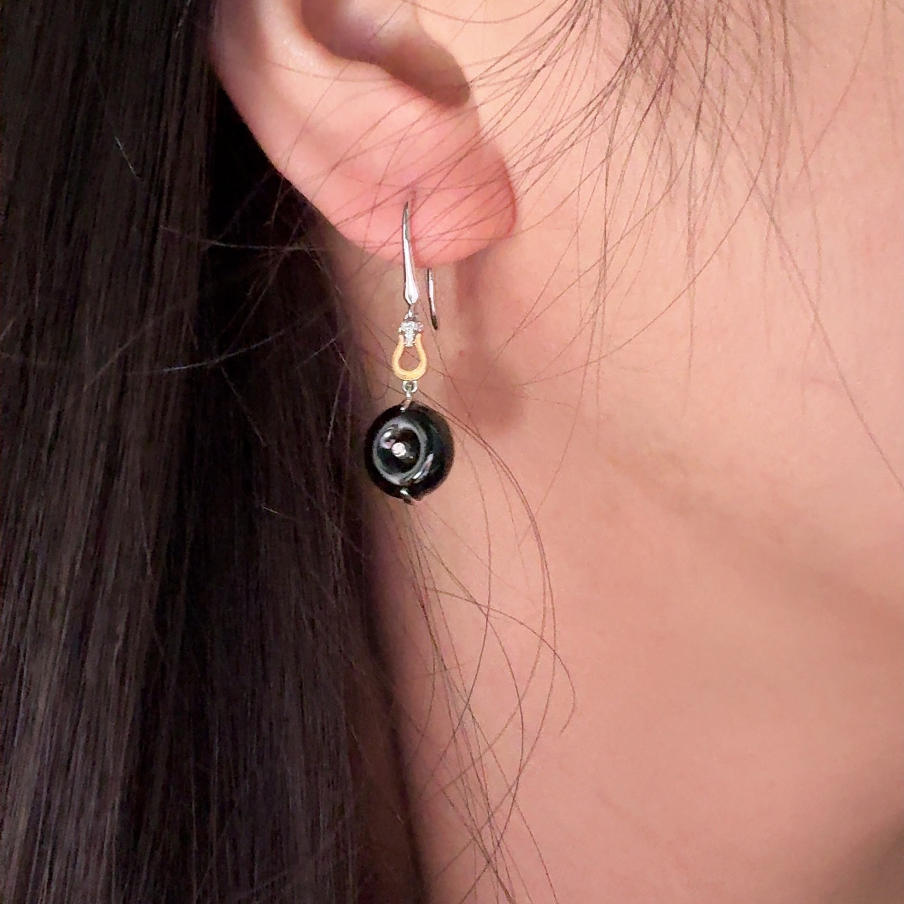 精品18k墨翠平安扣耳坠 种好色正 黑度极好 打灯通透 油性十足 尺寸10