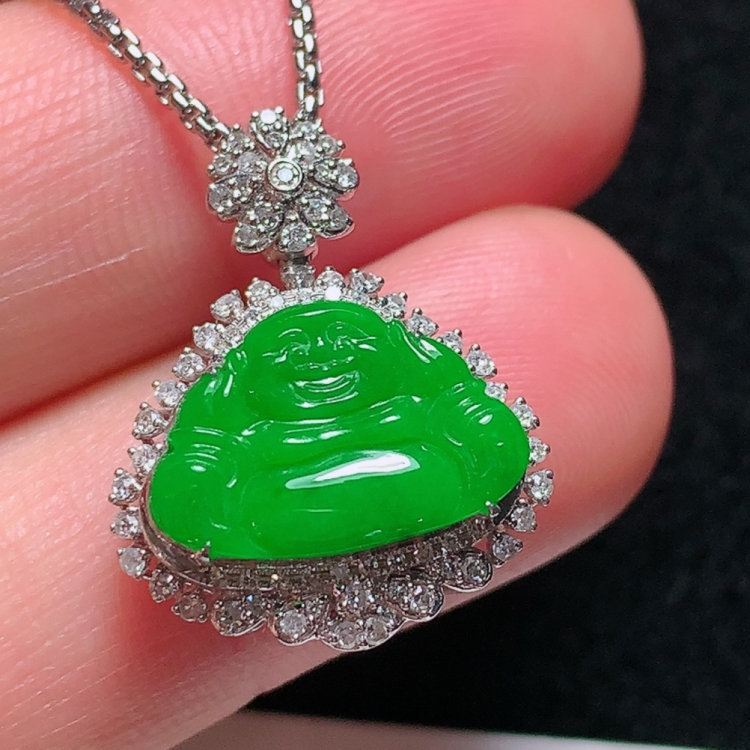 ️18k金镶嵌冰种阳绿佛公，种老水头好，又冰又润，饱满无裂：21.6/17.2/7.5mm裸石：9