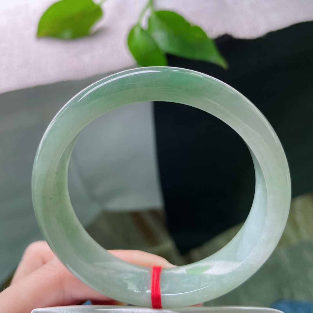 57.8/14.5/8油青正圈，水润细腻，清雅，贵气，宽版，无裂，ss51201a