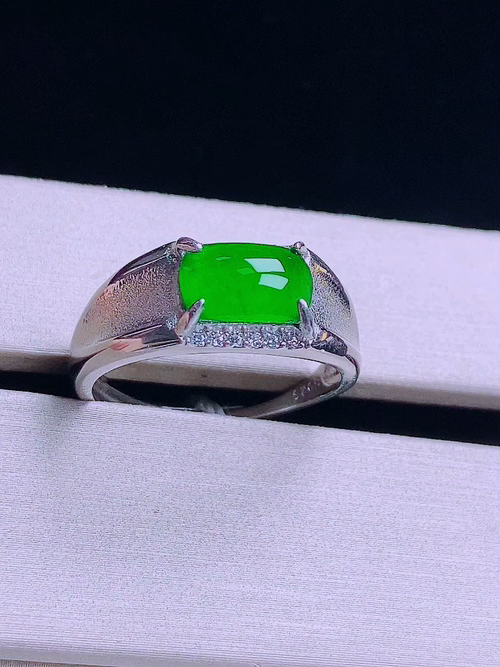 925银马鞍戒指，无裂，裸石尺寸9.2/7.8/5.0/编号14u9