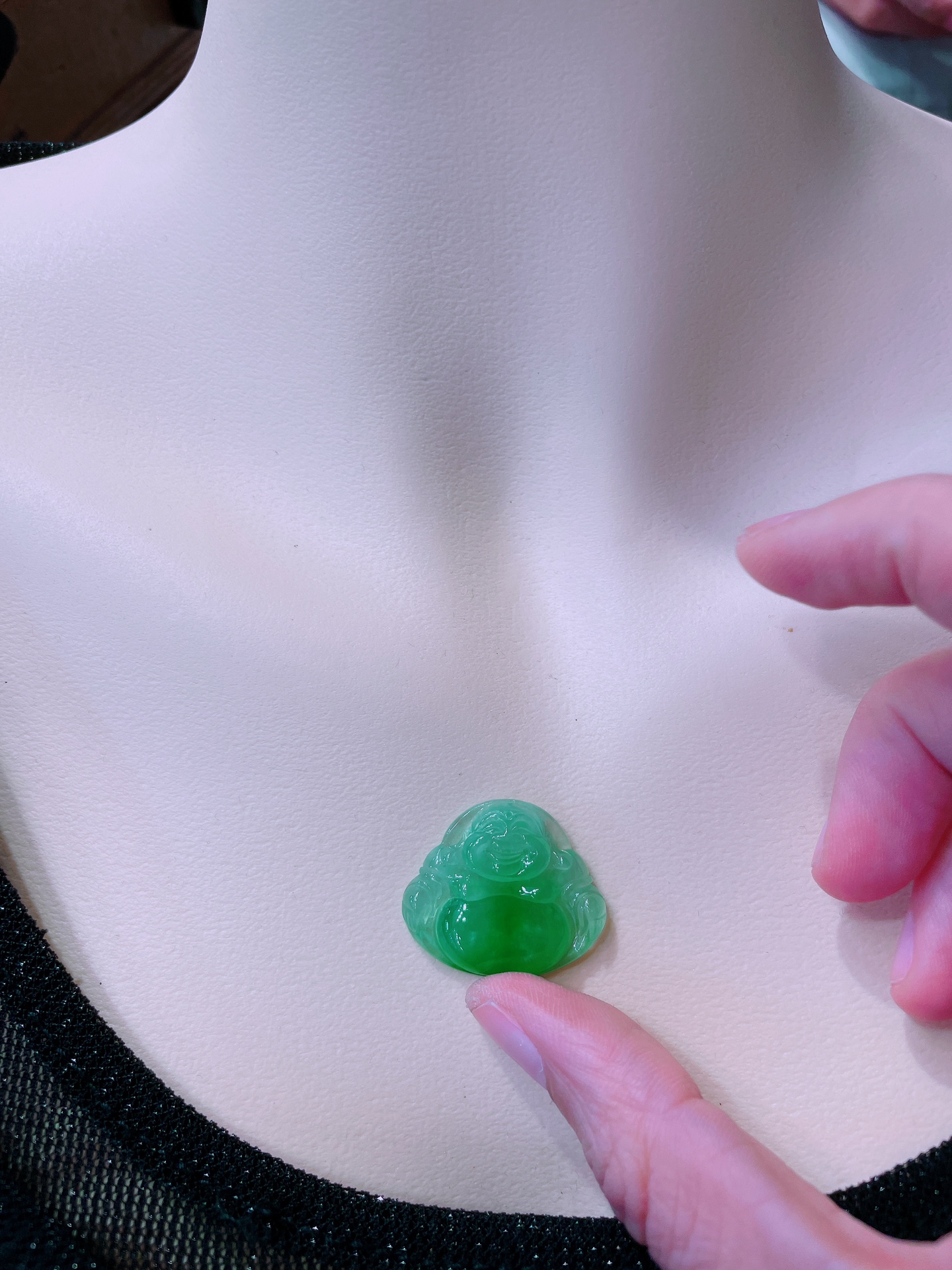 ️高冰绿佛公吊坠，晶莹剔透，新颖时尚，无裂，24-28-6