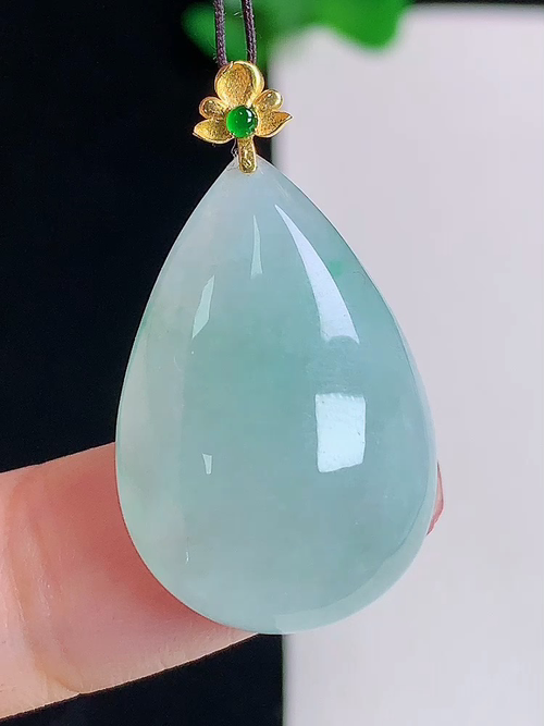 18k金镶冰水滴，无裂，尺寸25.9/17.6/8.1，№:y18002