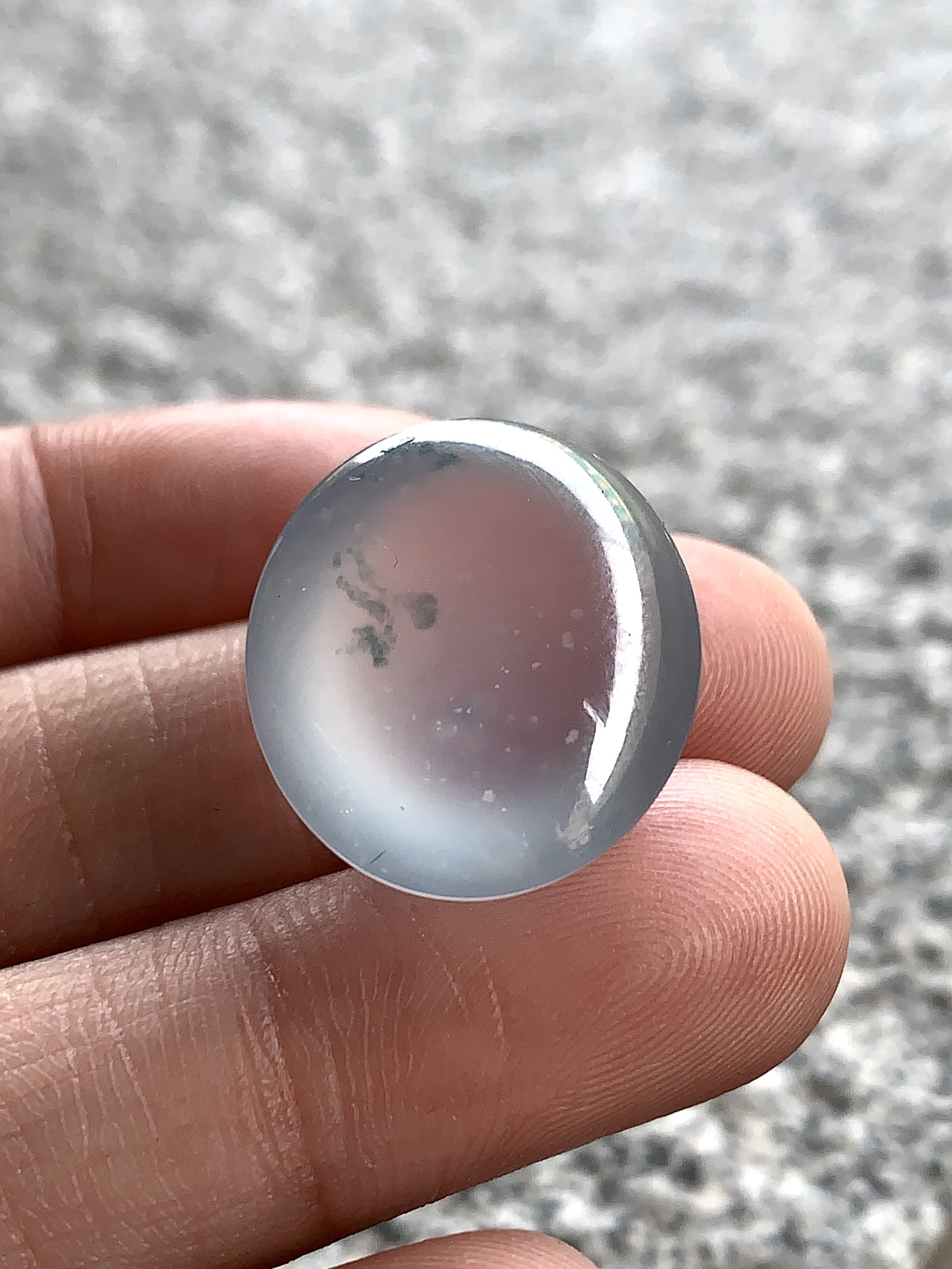 ️ 玻璃种蛋面，胶感十足，荧光盈盈，通透度拉满尺寸18.6×16.5×10.7