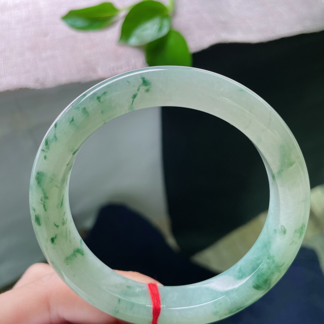 59.8/11.8/9.6，飘花正圈，大圈口，花是远山，是孤舟，是画中游走的墨韵。无裂，ss55479a