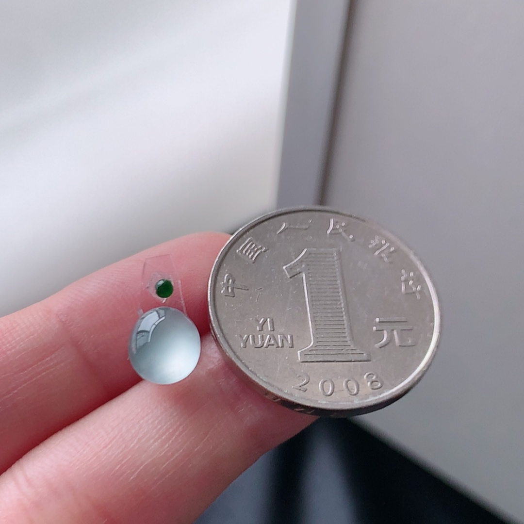 货号38417，7.6-7-2.5，冰种旦面 种老无裂水润，饱满肉厚，佩戴清新优雅