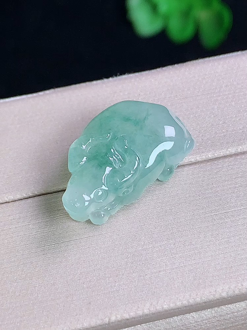 ，冰飘花生肖牛，无裂，尺寸20.5/12/6.7，№:y1982