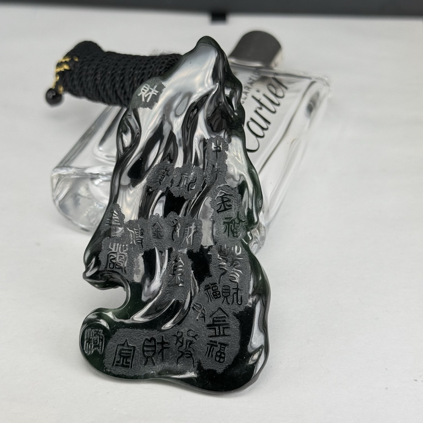 墨翠赵公明 瑞丽工 万仞八级玉雕大师作品  种好色正 黑度极好 打灯通透 油性十足 尺寸87