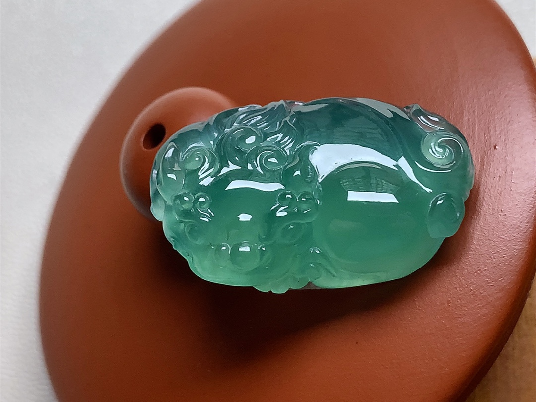 ️ 冰种蓝水麒麟 色泽漂亮，种水，无裂尺寸15.6*26*7.6  超值